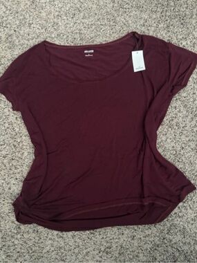 Hollister Women's Short Sleeve Scoop Neck Top - Maroon